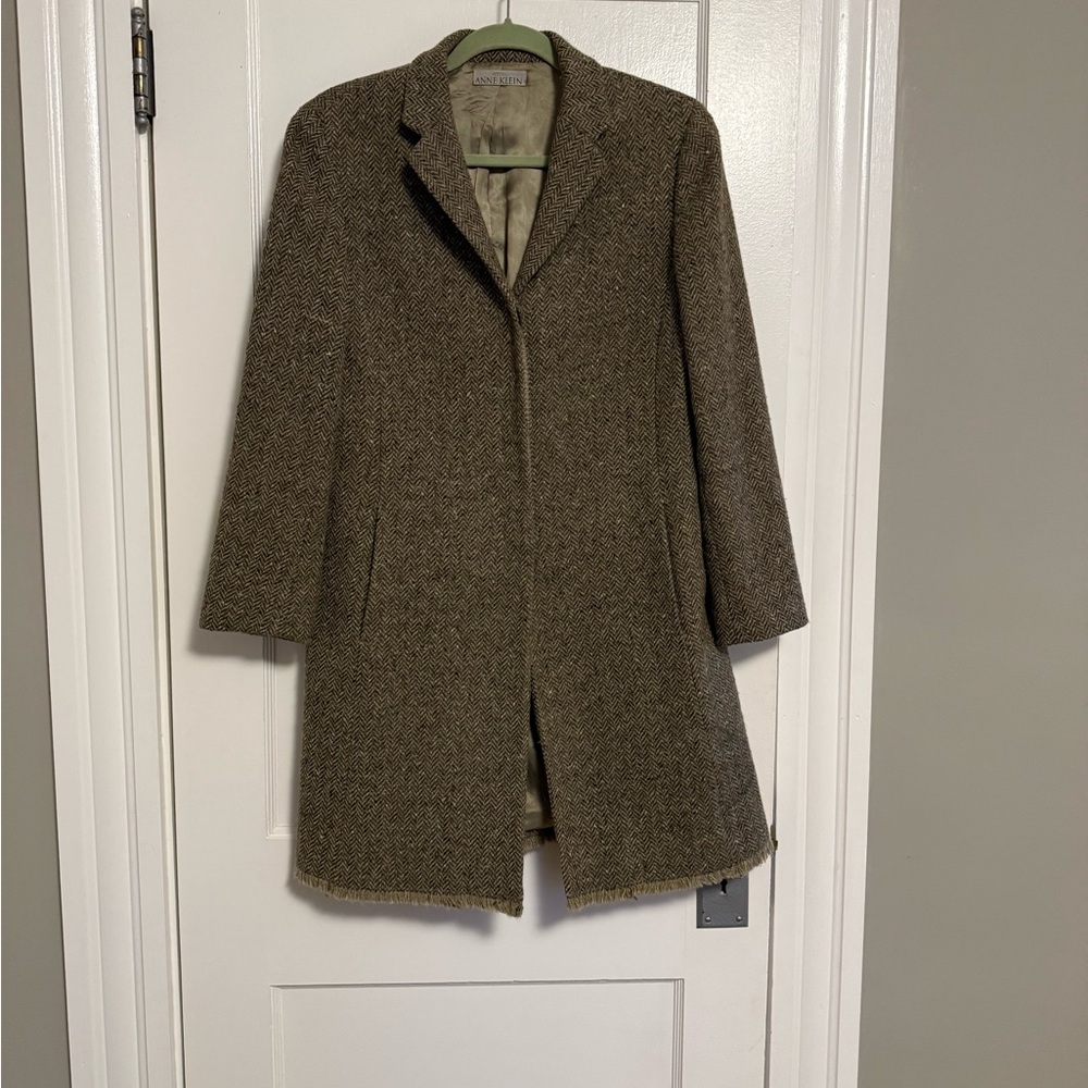 Vintage women’s Anne Klein Brown Tweed Trench Coat